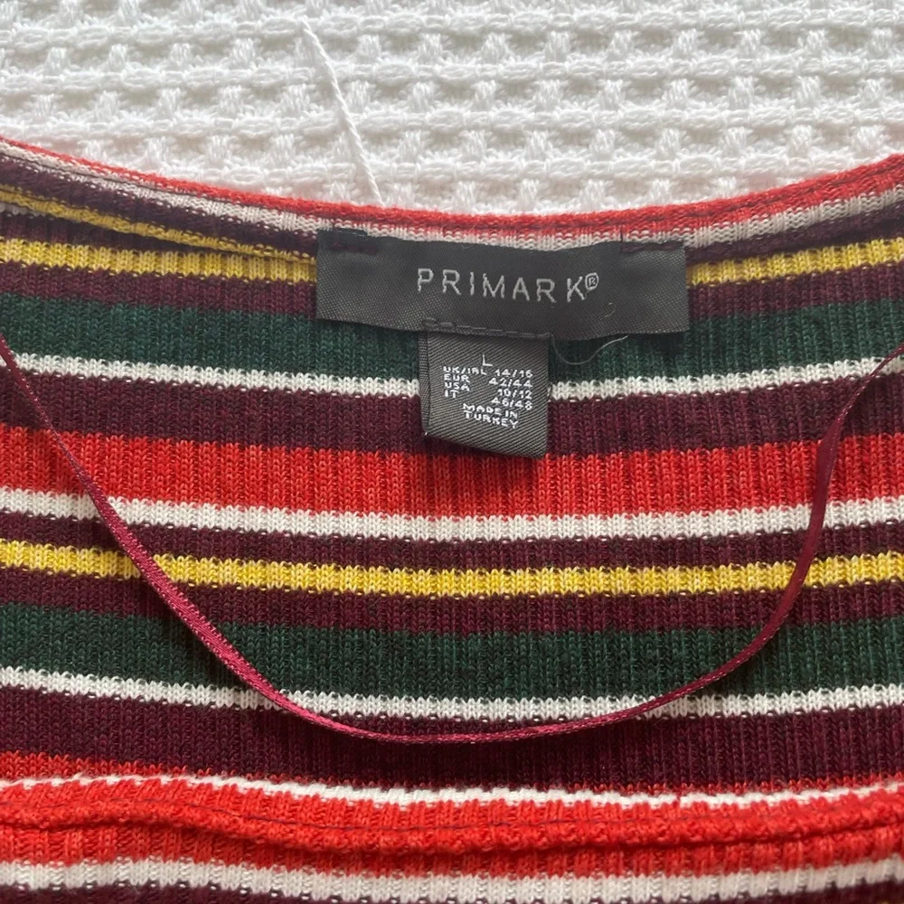 Primark Cropped, Ribbed Top - Picture 2 of 2
